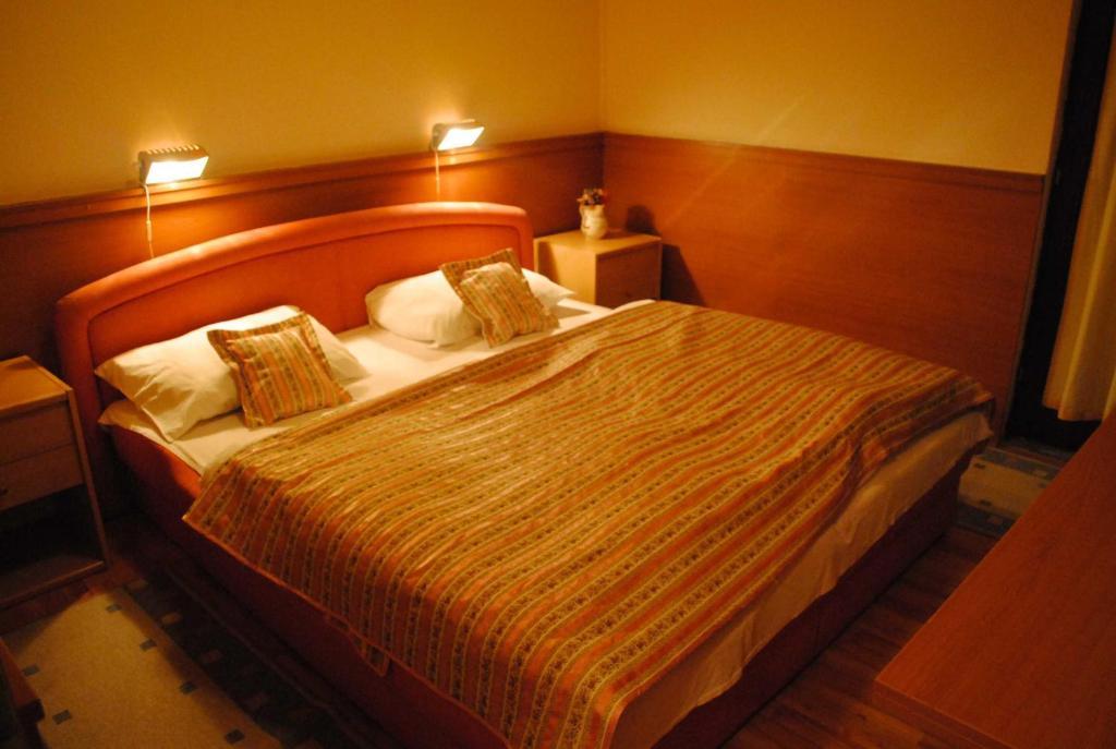 Motel Kiwi Grude Стая снимка