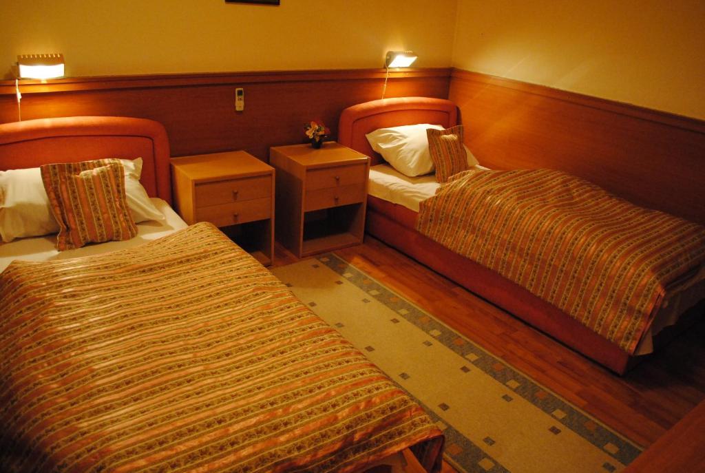 Motel Kiwi Grude Стая снимка